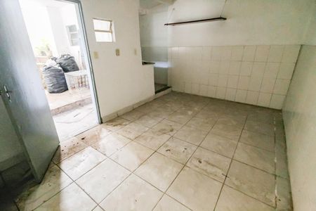 Quarto de casa para alugar com 1 quarto, 40m² em Jardim Boa Vista (zona Oeste), São Paulo