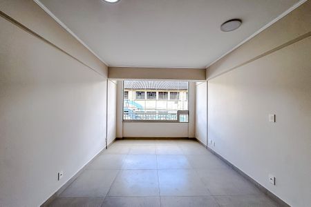 Sala/Quarto de kitnet/studio à venda com 1 quarto, 31m² em Belenzinho, São Paulo