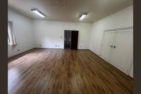 Casa à venda com 9 quartos, 500m² em Jardim America, São Paulo