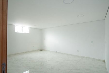 Sala / Quarto de kitnet/studio para alugar com 1 quarto, 35m² em Jardim Simus, Sorocaba