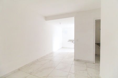 Sala de apartamento para alugar com 2 quartos, 56m² em Cidade Líder, São Paulo
