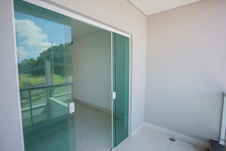 VARANDA DA SALA de casa para alugar com 3 quartos, 170m² em Vila Mangalot, São Paulo