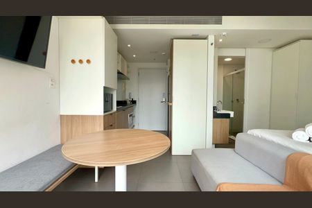 Studio de kitnet/studio para alugar com 1 quarto, 28m² em Jardim das Bandeiras, São Paulo