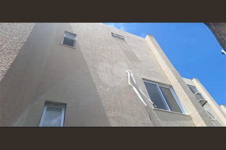 Casa de Condomínio para alugar com 3 quartos, 140m² em Itapuã, Salvador