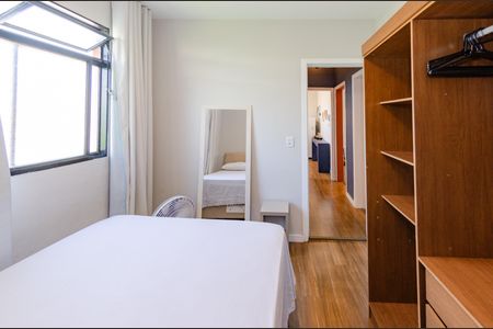 Quarto 1 de apartamento à venda com 2 quartos, 55m² em Jardim Montanhês, Belo Horizonte
