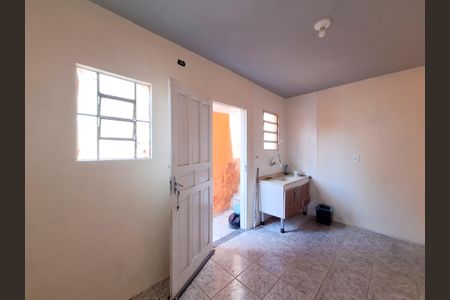 Cozinha de casa para alugar com 2 quartos, 66m² em Vila Penteado, São Paulo