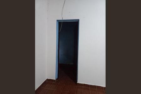 Quarto de casa para alugar com 2 quartos, 150m² em Vila Liviero, São Paulo