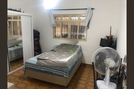 Quarto de casa para alugar com 2 quartos, 150m² em Vila Liviero, São Paulo
