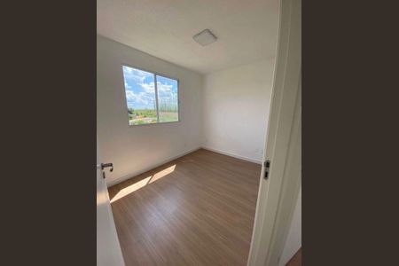 Quarto de apartamento para alugar com 2 quartos, 39m² em Jardim Rossin, Campinas