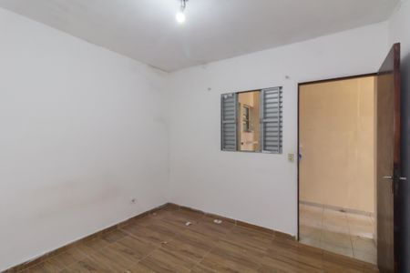 Quarto 1 de casa para alugar com 2 quartos, 60m² em Parque Santa Rita, São Paulo