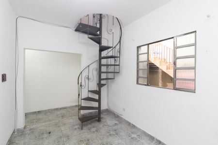 Sala de casa para alugar com 2 quartos, 60m² em Parque Santa Rita, São Paulo