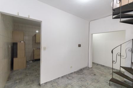 Sala de casa para alugar com 2 quartos, 60m² em Parque Santa Rita, São Paulo