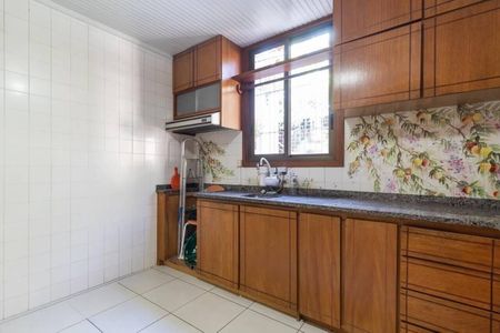 Cozinha de casa para alugar com 4 quartos, 160m² em Jardim Sabará, Porto Alegre