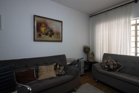 Sala de casa para alugar com 3 quartos, 135m² em Vila Salete, São Paulo