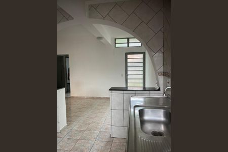 Casa para alugar com 3 quartos, 250m² em Jardim Ismenia, São José dos Campos