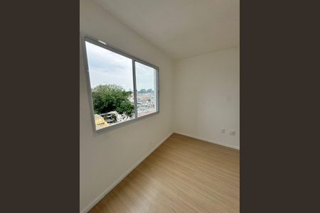 Sala/Quarto de kitnet/studio para alugar com 1 quarto, 18m² em Jardim Jaragua (Sao Domingos), São Paulo