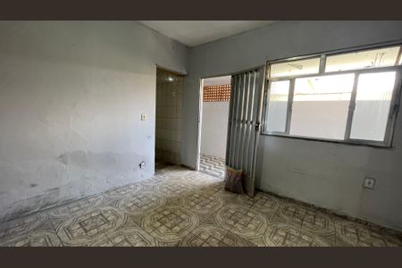 Sala de casa para alugar com 1 quarto, 70m² em Jardim Olavo Bilac, Duque de Caxias
