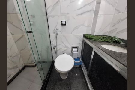 Banheiro de apartamento para alugar com 1 quarto, 45m² em Lapa, Rio de Janeiro