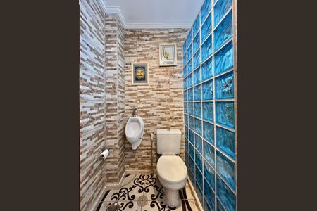 Banheiro de apartamento para alugar com 3 quartos, 120m² em Vila Lidia, Campinas