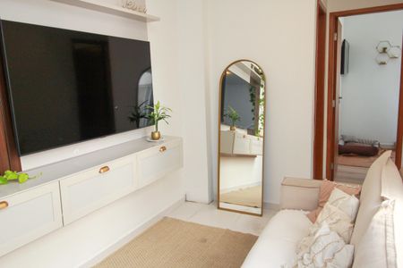 Sala de apartamento à venda com 2 quartos, 90m² em Vila Lutécia, Santo André