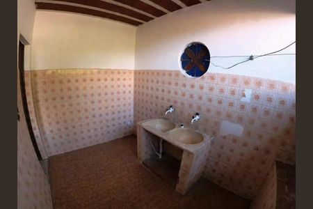 Casa para alugar com 3 quartos, 107m² em Caieiras, Vespasiano