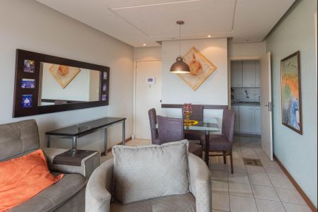 Sala de apartamento à venda com 3 quartos, 70m² em Vila Anhanguera, Campinas