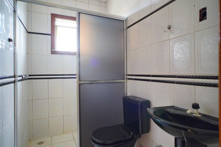 Banheiro de apartamento para alugar com 2 quartos, 60m² em Bela Vista, Porto Alegre