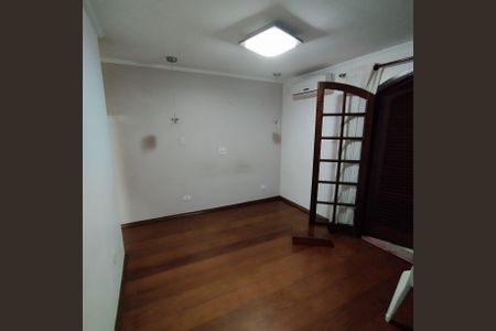 Quarto de casa à venda com 4 quartos, 136m² em Vila Butantã, São Paulo