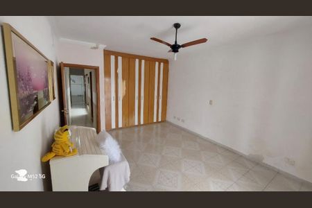 Casa à venda com 3 quartos, 210m² em Vila Metalúrgica, Santo André