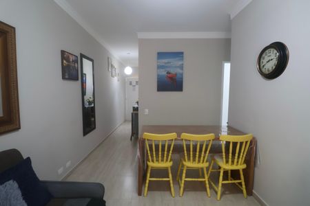 Sala de apartamento para alugar com 2 quartos, 68m² em Jardim Vitoria, Guarujá