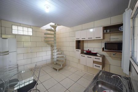 Sala - Cozinha de apartamento para alugar com 1 quarto, 48m² em Saco dos Limões, Florianópolis