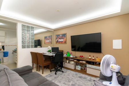 Sala de casa de condomínio à venda com 2 quartos, 65m² em Vila California, São Paulo