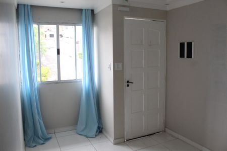 Sala de casa para alugar com 2 quartos, 57m² em Outeiro de Passárgada, Cotia