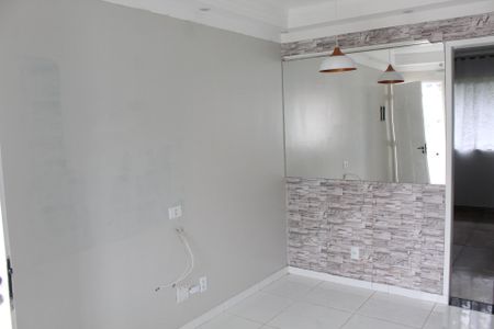 Sala de casa para alugar com 2 quartos, 57m² em Outeiro de Passárgada, Cotia