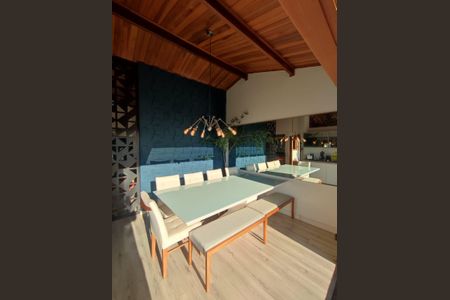 Sala de casa de condomínio à venda com 3 quartos, 300m² em Colinas do Ermitage (sousas), Campinas