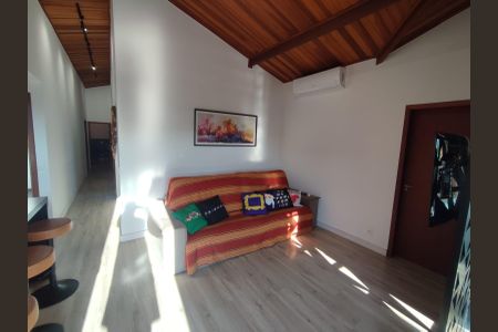Sala de casa de condomínio à venda com 3 quartos, 300m² em Colinas do Ermitage (sousas), Campinas