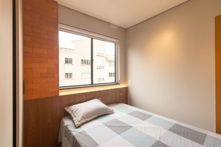 Quarto Suíte de apartamento para alugar com 1 quarto, 21m² em Jardim Botânico, Curitiba