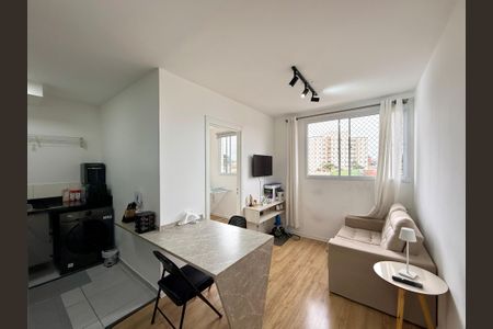 Sala de apartamento para alugar com 2 quartos, 35m² em Vila Inglesa, São Paulo