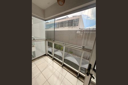 Varanda de apartamento à venda com 2 quartos, 57m² em Chácaras, Betim