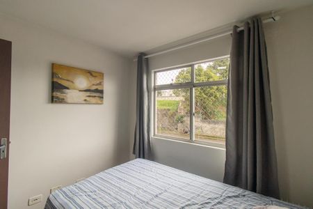 Quarto 2 de apartamento para alugar com 3 quartos, 50m² em Parolin, Curitiba