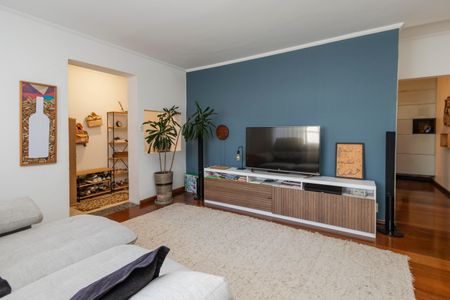 Sala de casa à venda com 4 quartos, 160m² em Vila Elvira, São Paulo