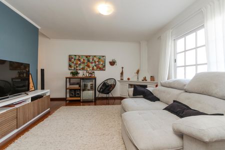 Sala de casa à venda com 4 quartos, 160m² em Vila Elvira, São Paulo