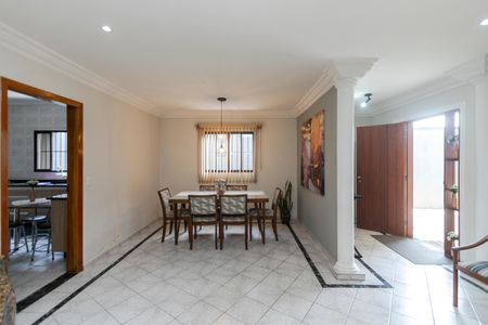 Sala de casa para alugar com 3 quartos, 180m² em Parque Maria Helena, São Paulo