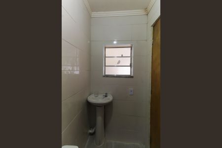 Banheiro de casa para alugar com 1 quarto, 100m² em Pari, São Paulo
