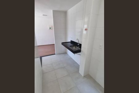 Cozinha de apartamento para alugar com 2 quartos, 60m² em Guaratiba, Rio de Janeiro