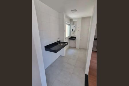 Cozinha de apartamento para alugar com 2 quartos, 60m² em Guaratiba, Rio de Janeiro