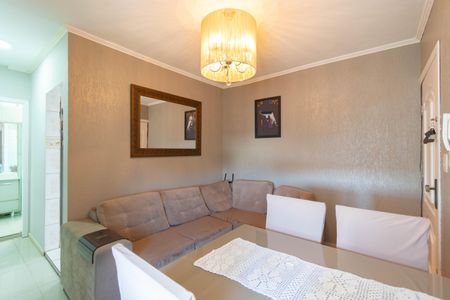 Apartamento à venda com 2 quartos, 43m² em Guajuviras, Canoas