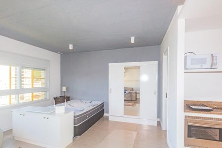 Quarto de kitnet/studio para alugar com 1 quarto, 42m² em Partenon, Porto Alegre