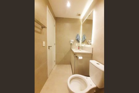 Banheiro de apartamento para alugar com 1 quarto, 28m² em Cidade Baixa, Porto Alegre