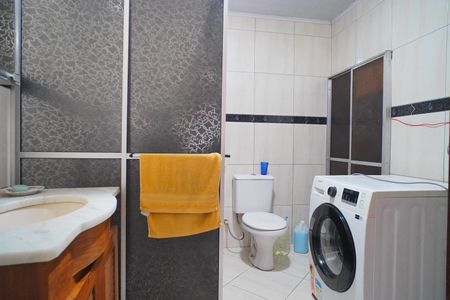 Banheiro de casa à venda com 3 quartos, 200m² em Jardim Carvalho, Porto Alegre